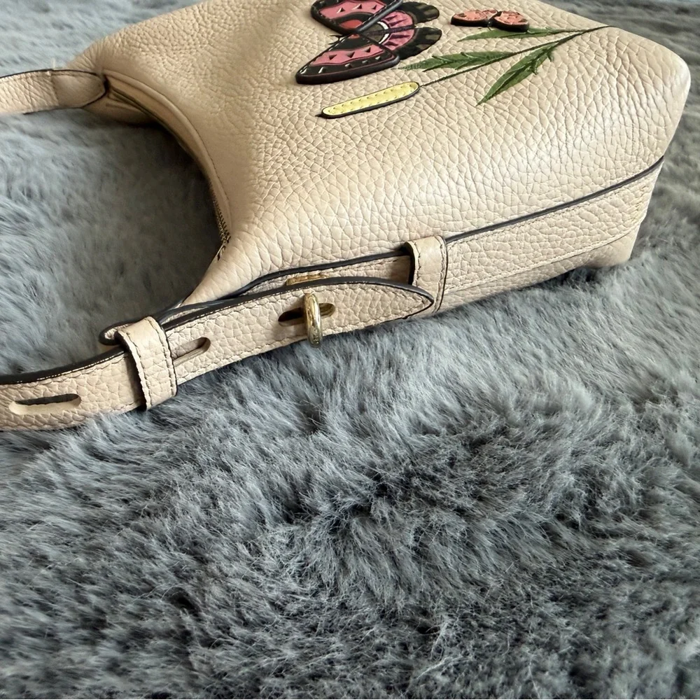 Furla Cream Shoulder Bag with Pink Butterfly Motif - Picture 3 of 11